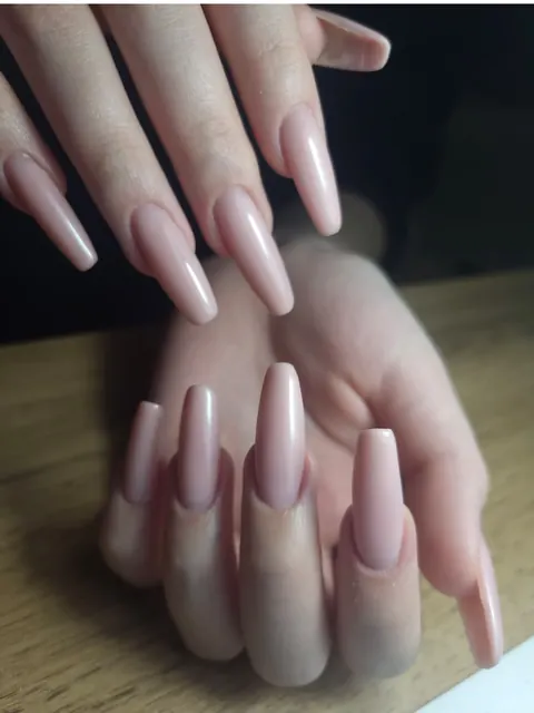 Работа мастера Smarttnails: Нюд