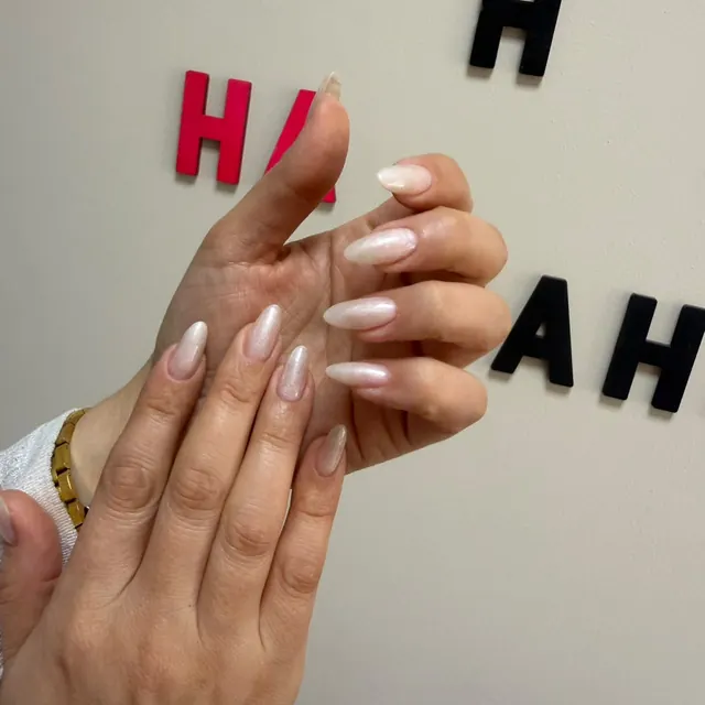Работа мастера Smarttnails: Нюд